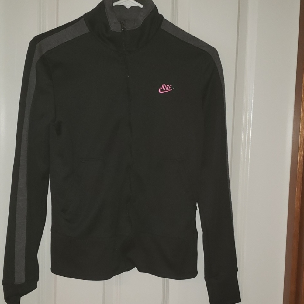 Nike Sweaters - Picture 3 of 3